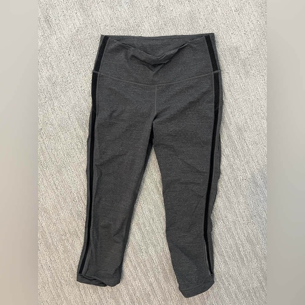 lululemon athletica Charcoal Gray with Black Side-Panel Cropped Leggings